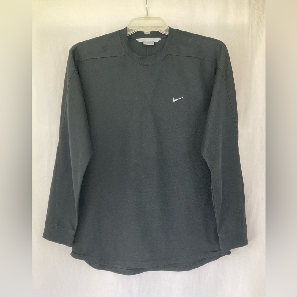 Men’s Nike Long Sleeve Black Poly Mesh Tee. Size M.